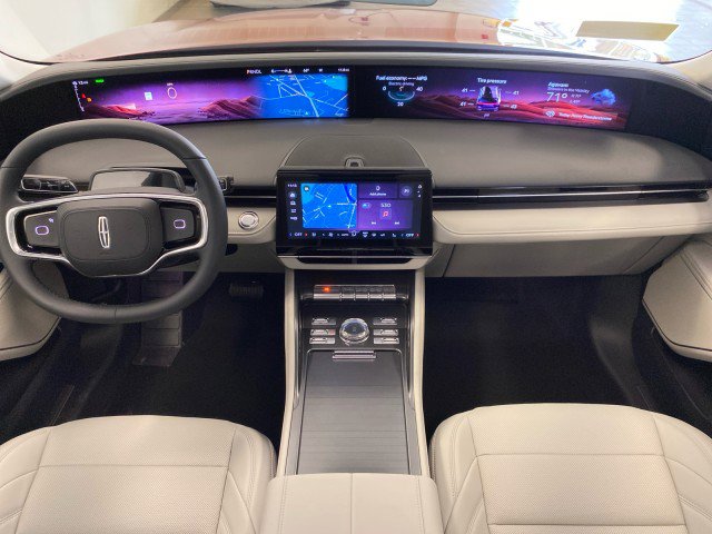 New 2026 Lincoln Nautilus Premier w/ Equipment Group 102A AWD/4WD image 39