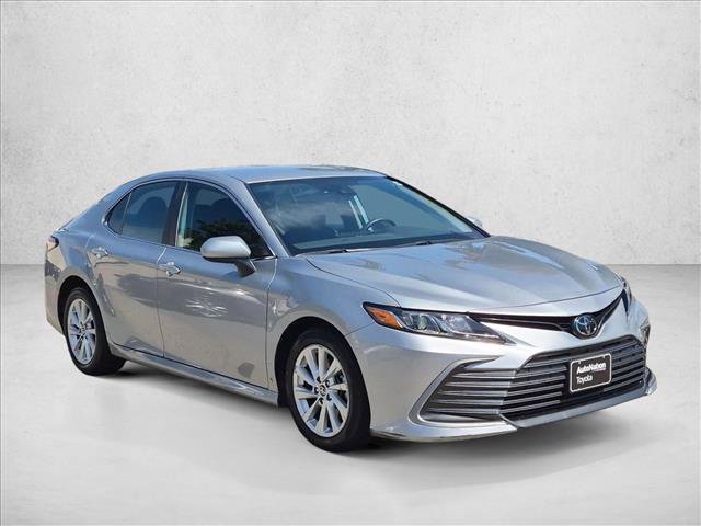 Used 2023 Toyota Camry LE FWD image 3