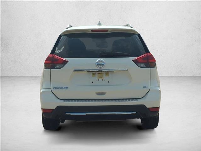 Used 2018 Nissan Rogue SL w/ Premium Package image 6