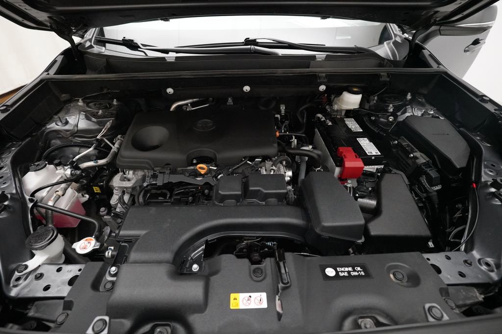 Used 2025 Toyota RAV4 XLE image 3