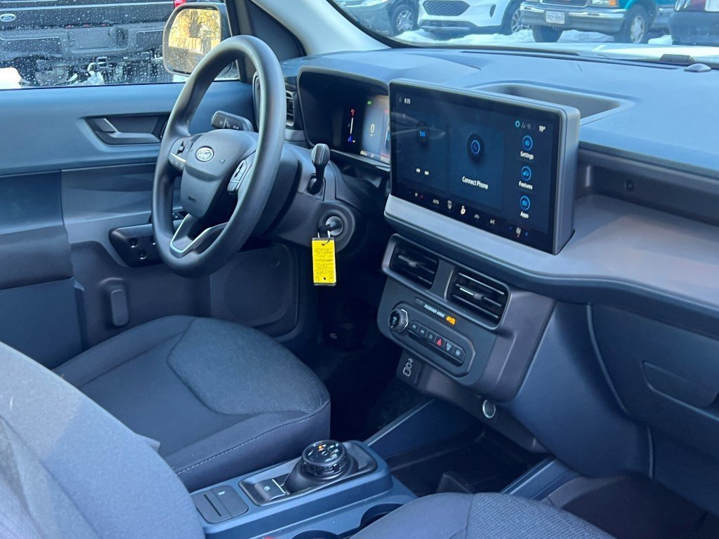 Used 2025 Ford Maverick XL image 11