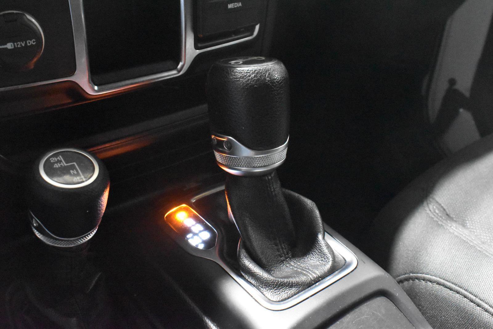 Used 2019 Jeep Wrangler Unlimited Sport AWD/4WD image 17