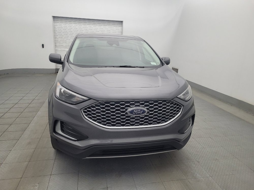 Used 2024 Ford Edge SEL image 14