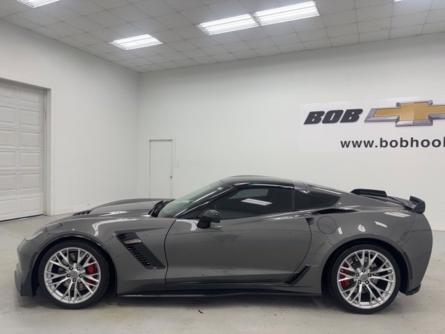 Used 2016 Chevrolet Corvette Z06 w/ 2LZ Preferred Equipment Group image 8