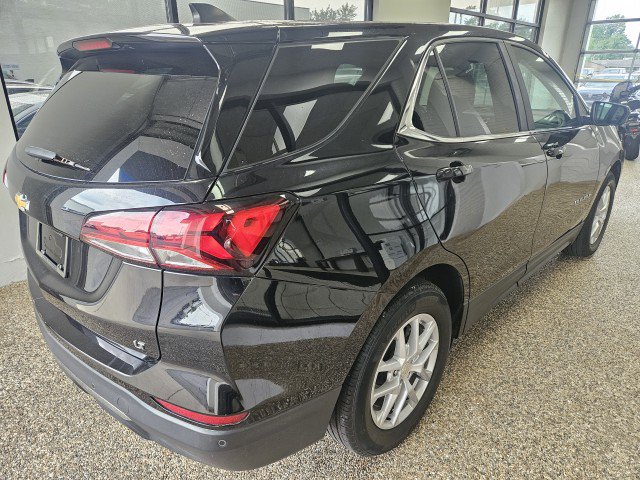 Used 2022 Chevrolet Equinox LT FWD image 2