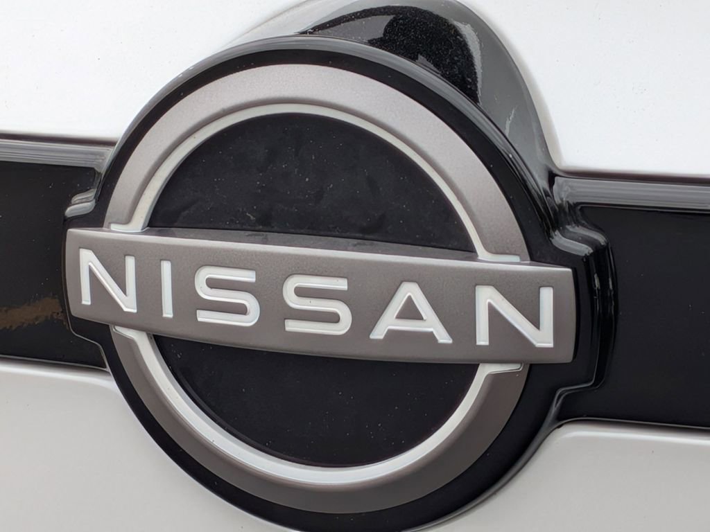 Used 2025 Nissan Pathfinder Platinum AWD/4WD image 31