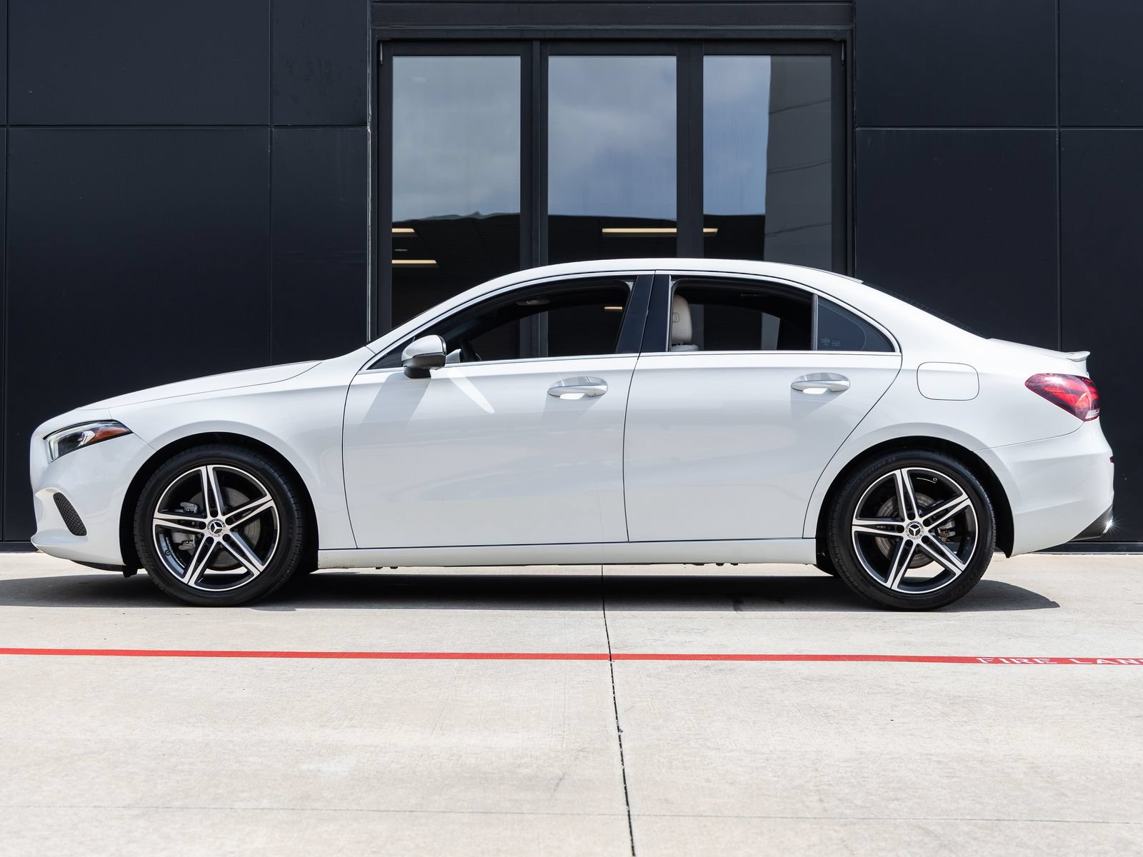 Used 2019 Mercedes-Benz A 220 image 9