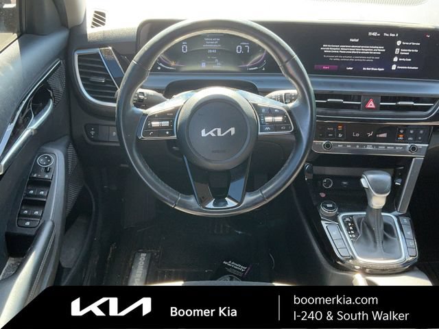 Certified 2025 Kia Seltos S AWD/4WD image 14