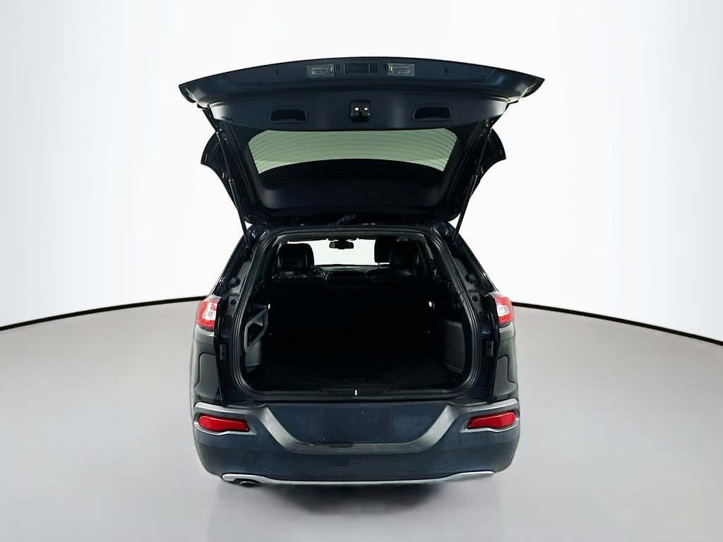 Used 2016 Jeep Cherokee Limited image 28