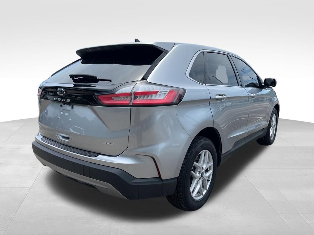 Used 2022 Ford Edge SEL AWD/4WD image 5