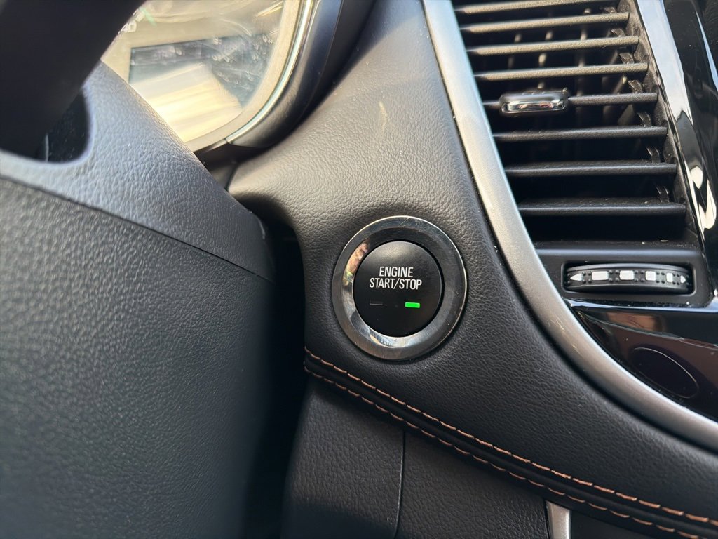 Used 2021 Chevrolet Trax LT w/ Driver Confidence Package image 33