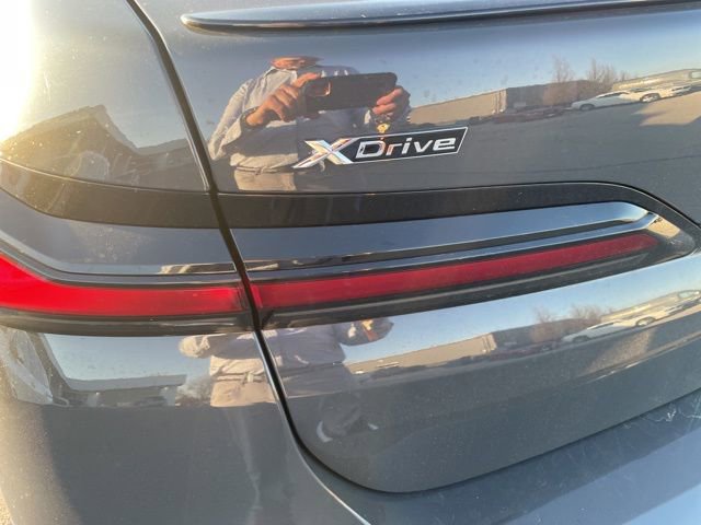 Used 2023 BMW 760i xDrive image 5
