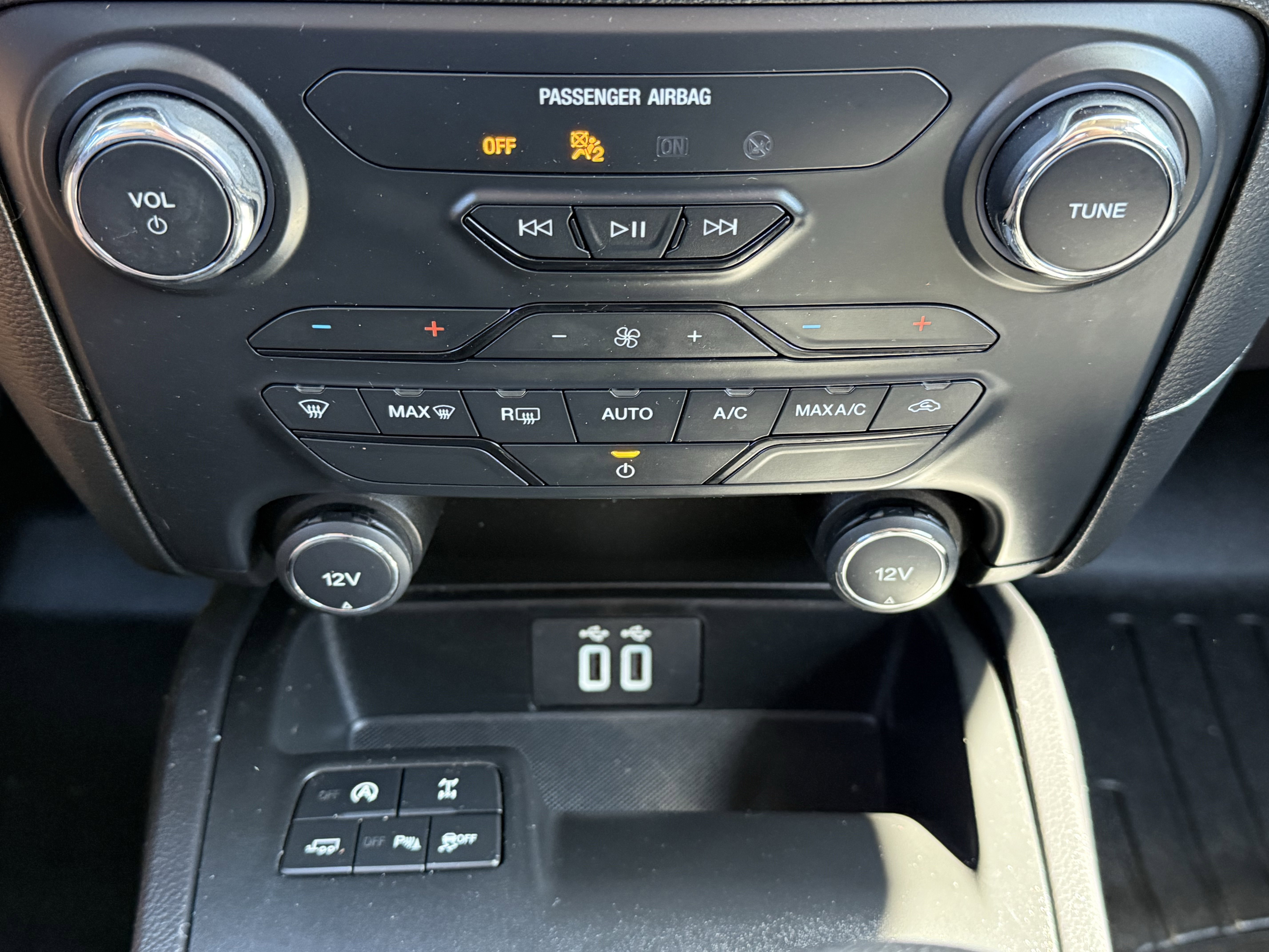 Used 2019 Ford Ranger XLT w/ Equipment Group 301A Mid RWD image 28