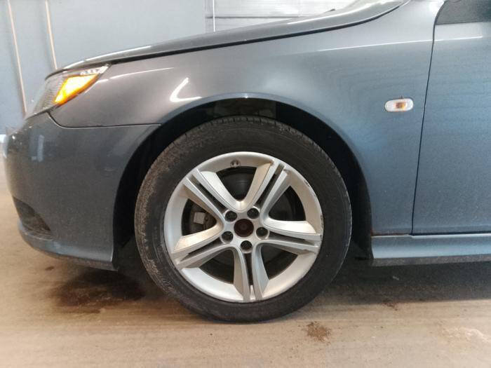 Used 2010 Saab 9-3 2.0T w/ Comfort Package AWD/4WD image 11