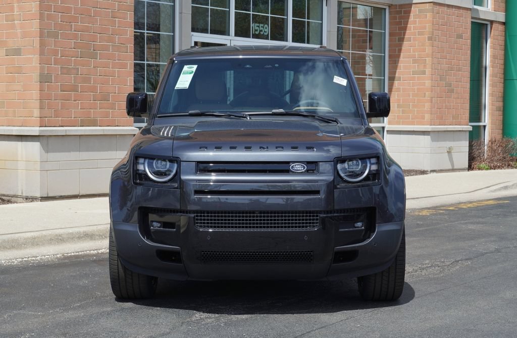Certified 2026 Land Rover Defender 110 S AWD/4WD image 4