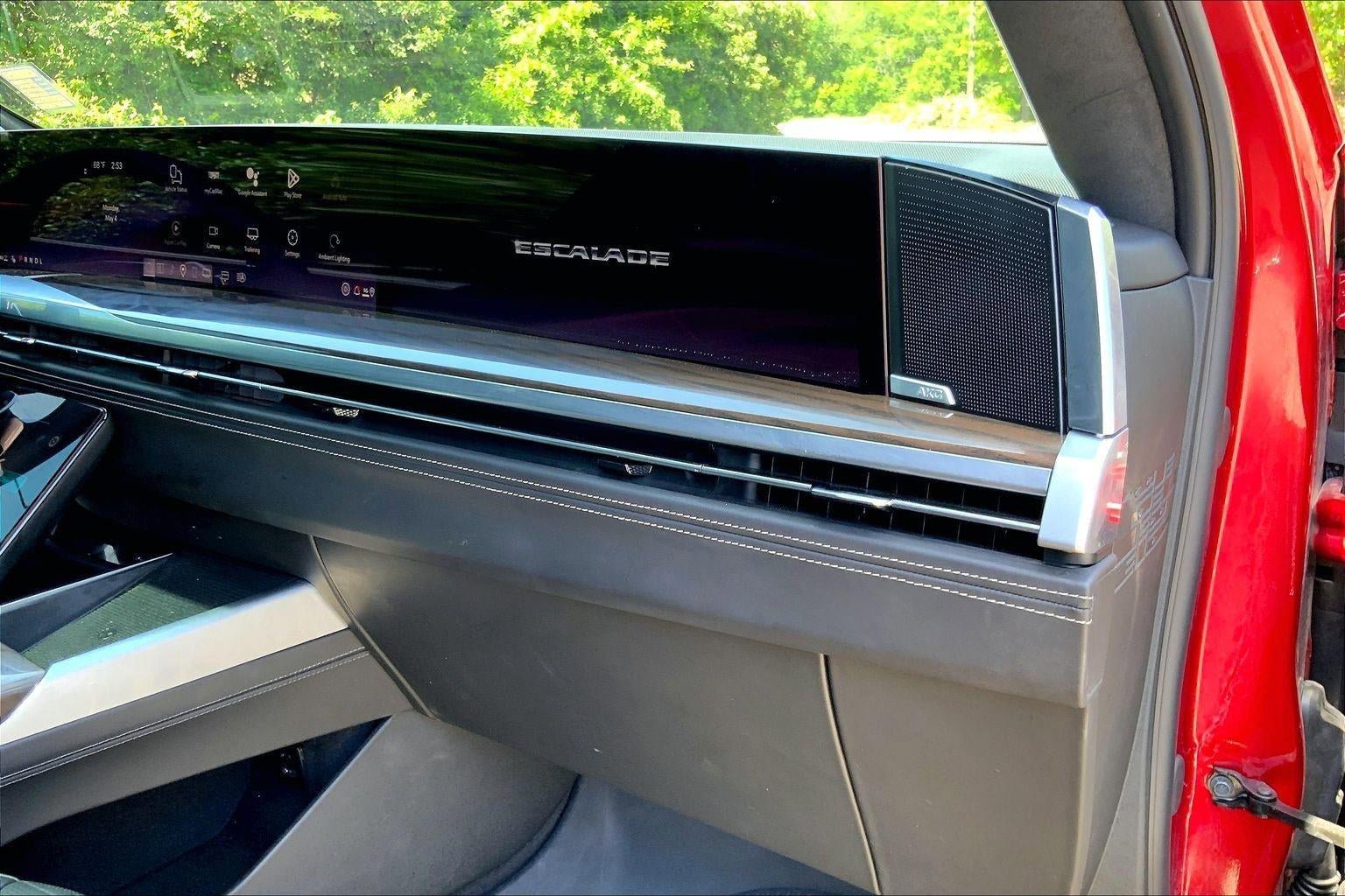 Certified 2025 Cadillac Escalade Sport Platinum w/ LPO, ONYX Package AWD/4WD image 14