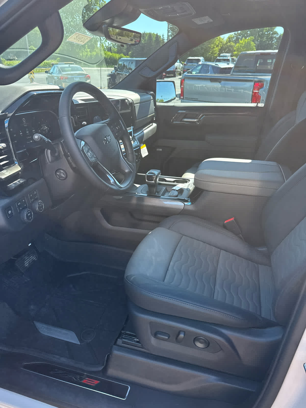 New 2026 Chevrolet Silverado 1500 ZR2 w/ LPO, Dark Essentials Package