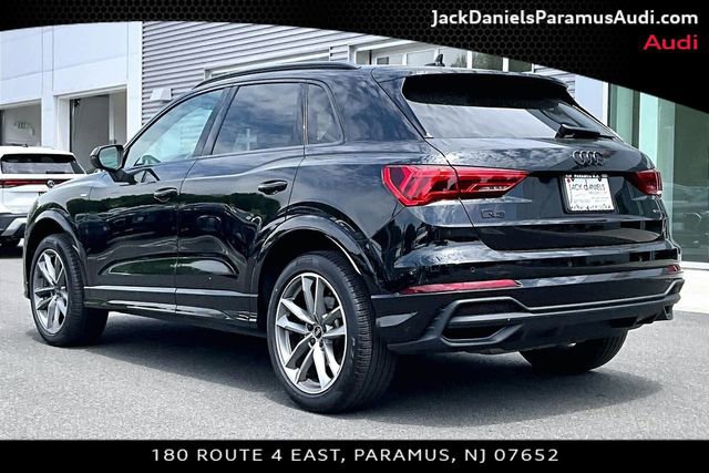 Used 2023 Audi Q3 2.0T Premium Plus w/ Premium Plus Package AWD/4WD image 10