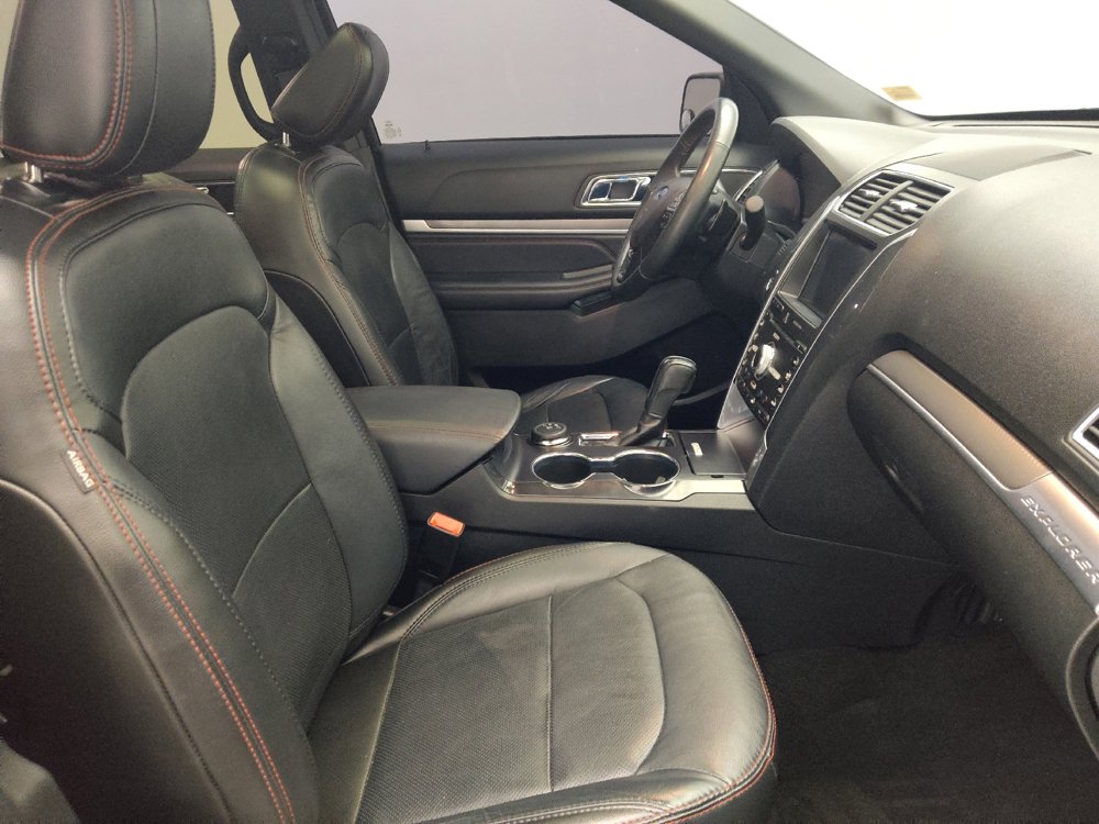 Used 2018 Ford Explorer Sport w/ Equipment Group 401A AWD/4WD image 21