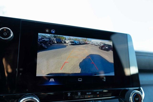 Used 2025 Chevrolet Colorado W/T image 23