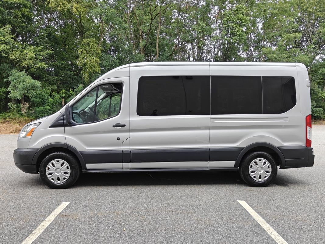 Used 2016 Ford Transit 350 XLT RWD image 6