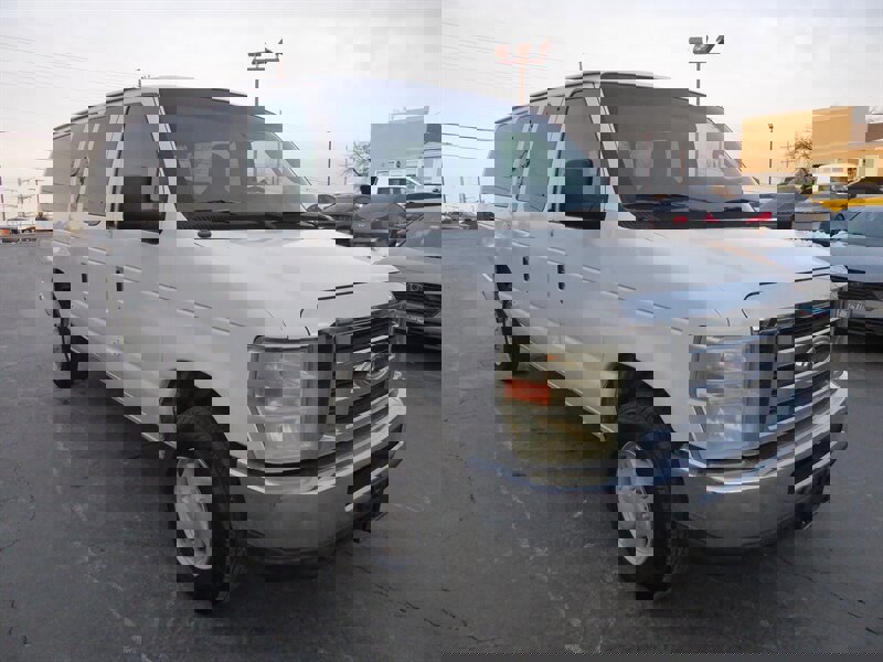 Used 2009 Ford E-350 and Econoline 350 XL
