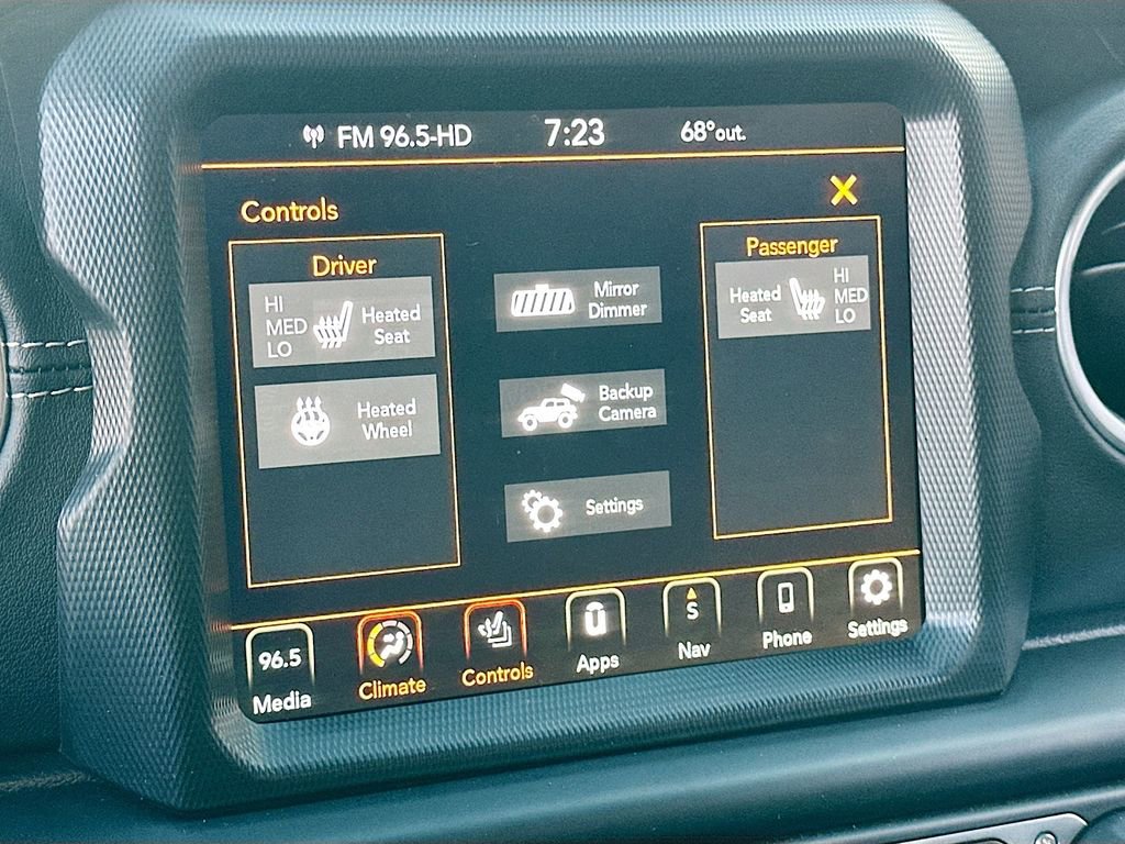 Used 2023 Jeep Wrangler Unlimited Sahara w/ Cold Weather Group image 21