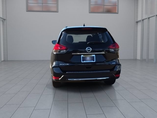 Certified 2017 Nissan Rogue S AWD/4WD image 7