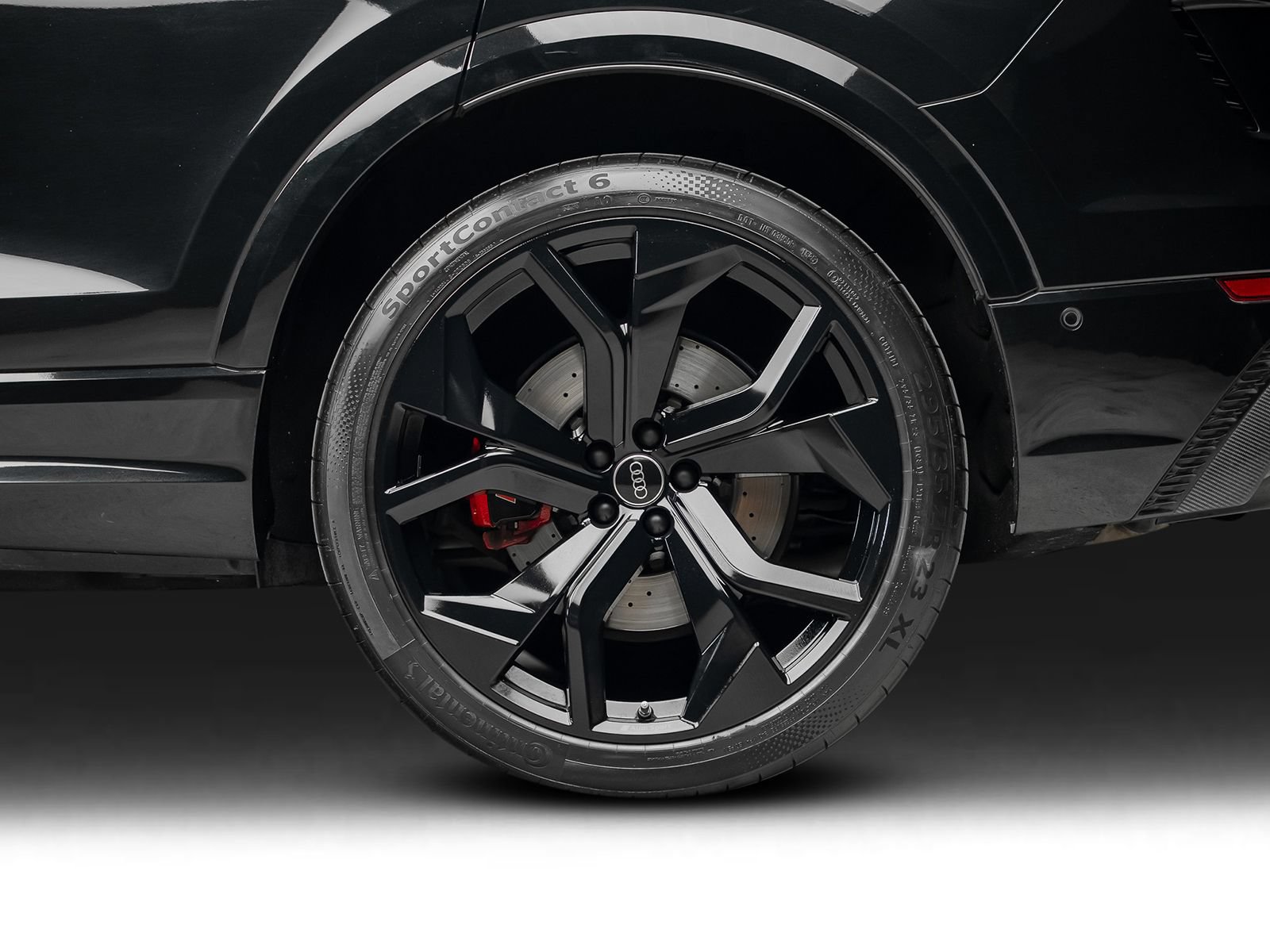 Used 2024 Audi RS Q8 AWD/4WD image 24