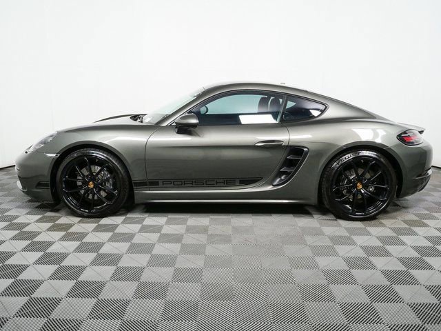 Certified 2024 Porsche 718 Cayman Style Edition image 2