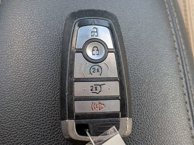 Used 2020 Ford Escape SEL AWD/4WD image 33