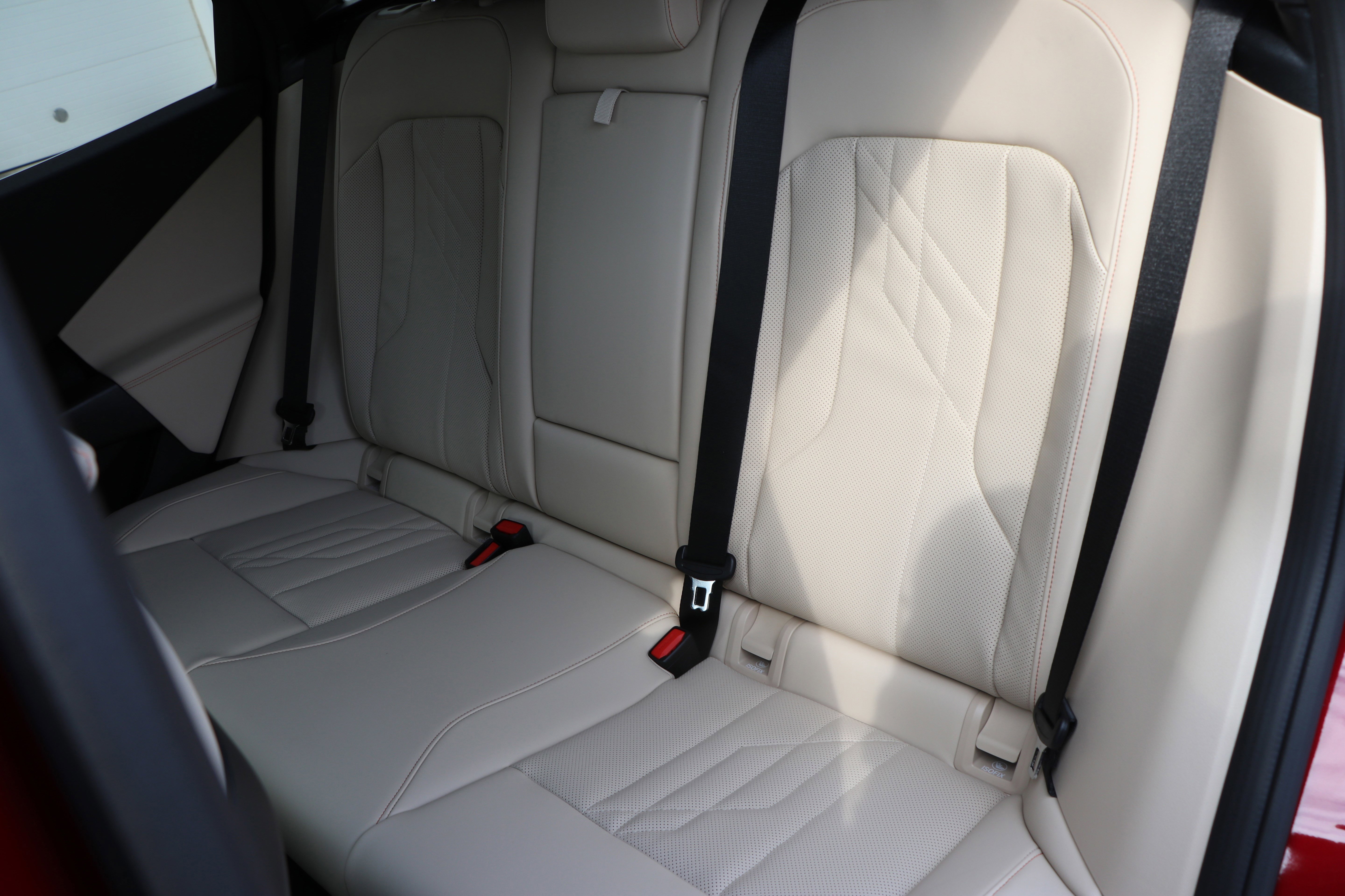 Certified 2025 BMW X3 xDrive30i w/ Premium Package image 36