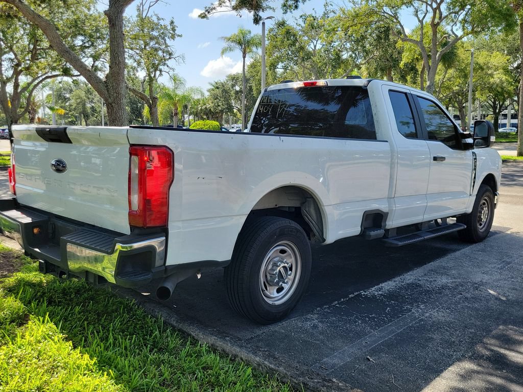 Used 2023 Ford F250 XL w/ XL Chrome Package RWD image 4
