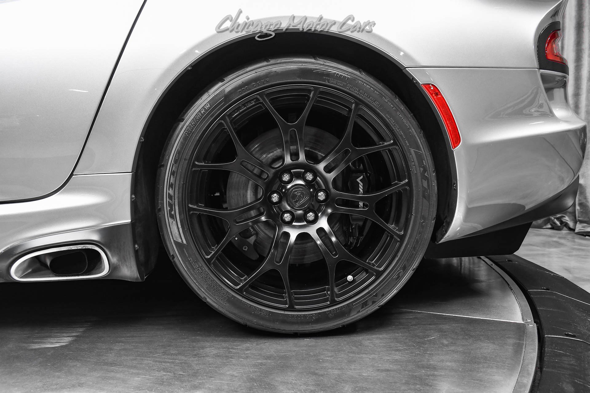 Used 2015 Dodge Viper SRT-10 RWD image 46
