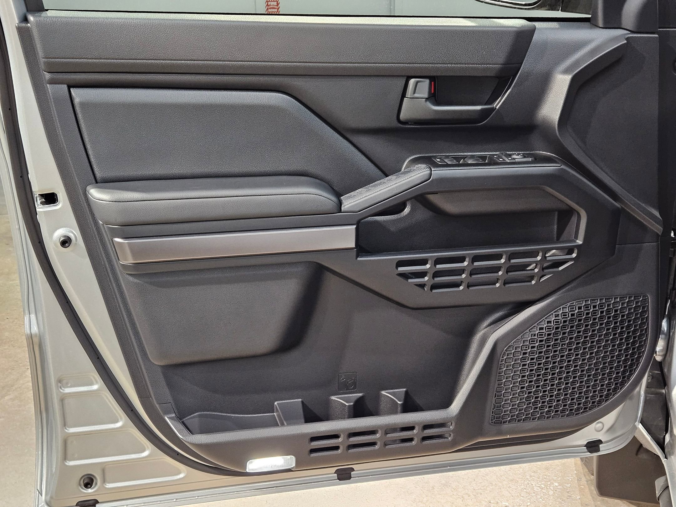 New 2026 Toyota 4Runner SR5 image 11