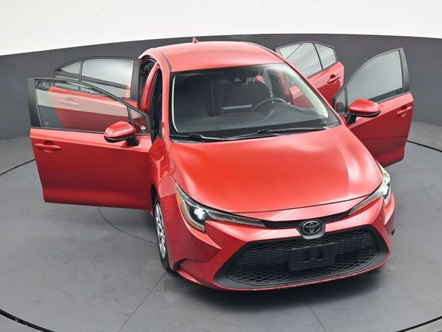 Used 2021 Toyota Corolla LE FWD image 38