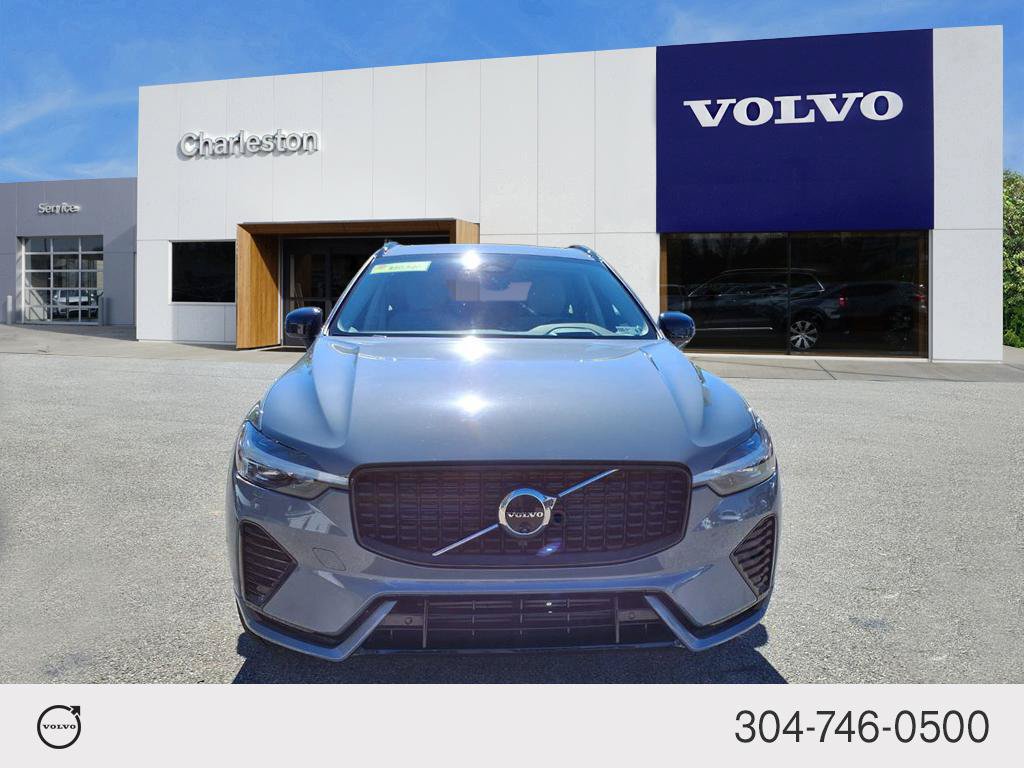 Certified 2024 Volvo XC60 T8 Ultimate w/ Climate Package AWD/4WD image 8