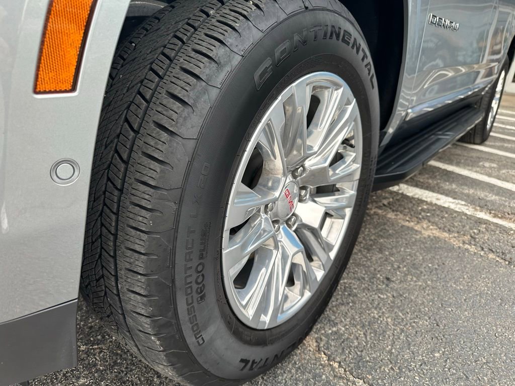 Certified 2025 GMC Yukon XL Denali image 10