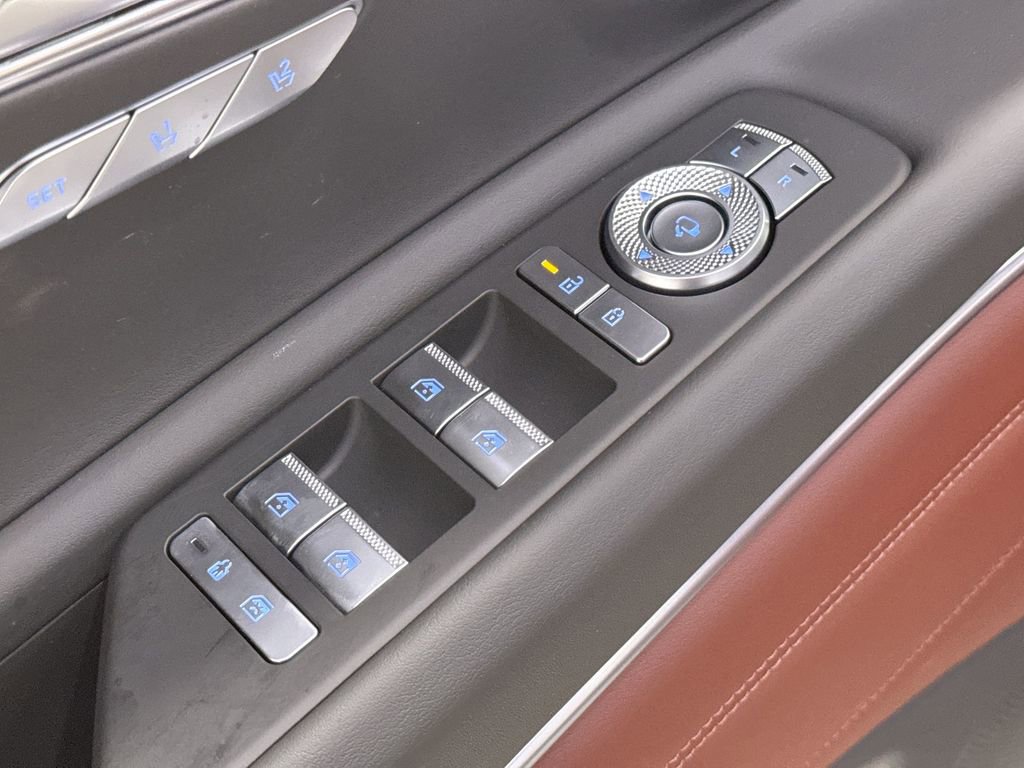 New 2025 Genesis GV80 3.5T Prestige AWD/4WD image 13