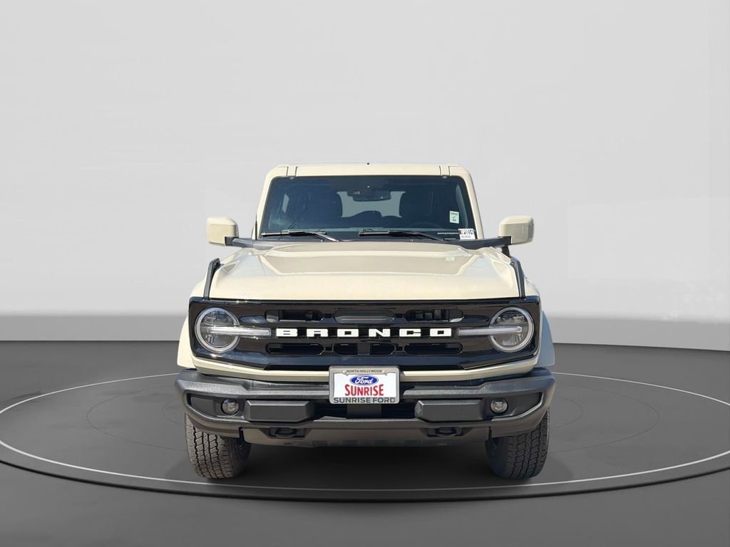 Certified 2025 Ford Bronco Outer Banks image 3