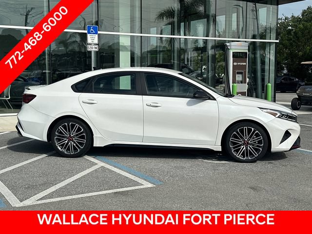 Used 2022 Kia Forte GT w/ GT Technology Package FWD image 5