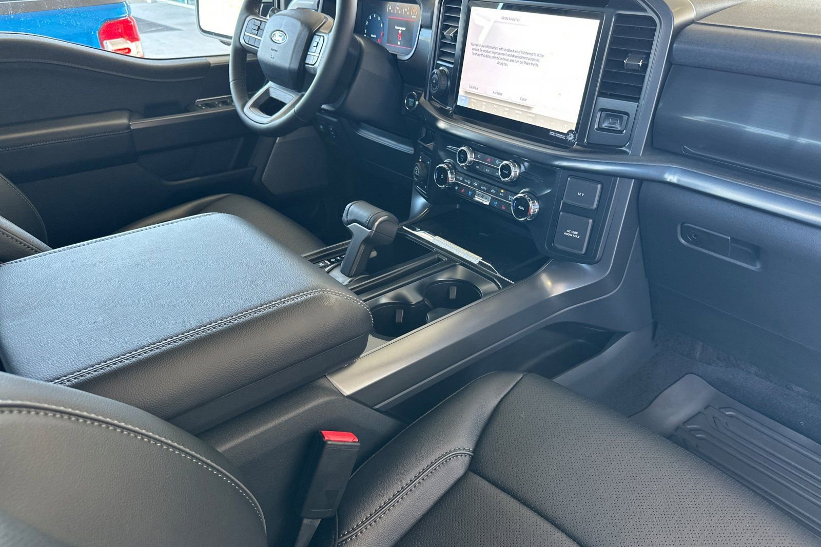 New 2026 Ford F150 Lariat w/ Equipment Group 501A Mid image 14