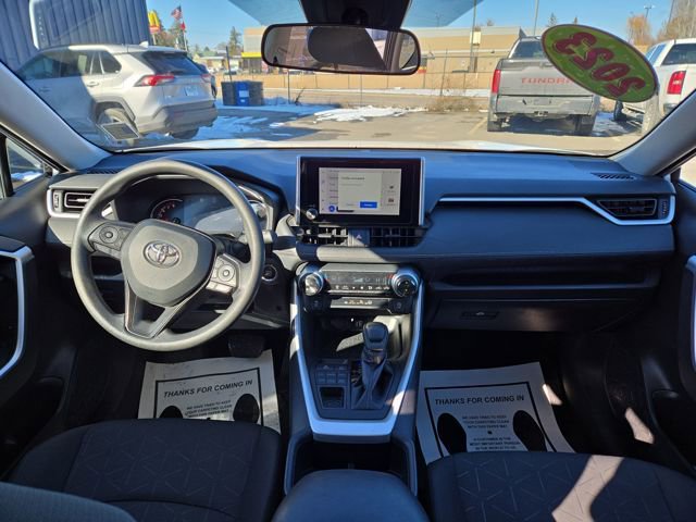 Used 2023 Toyota RAV4 XLE image 3