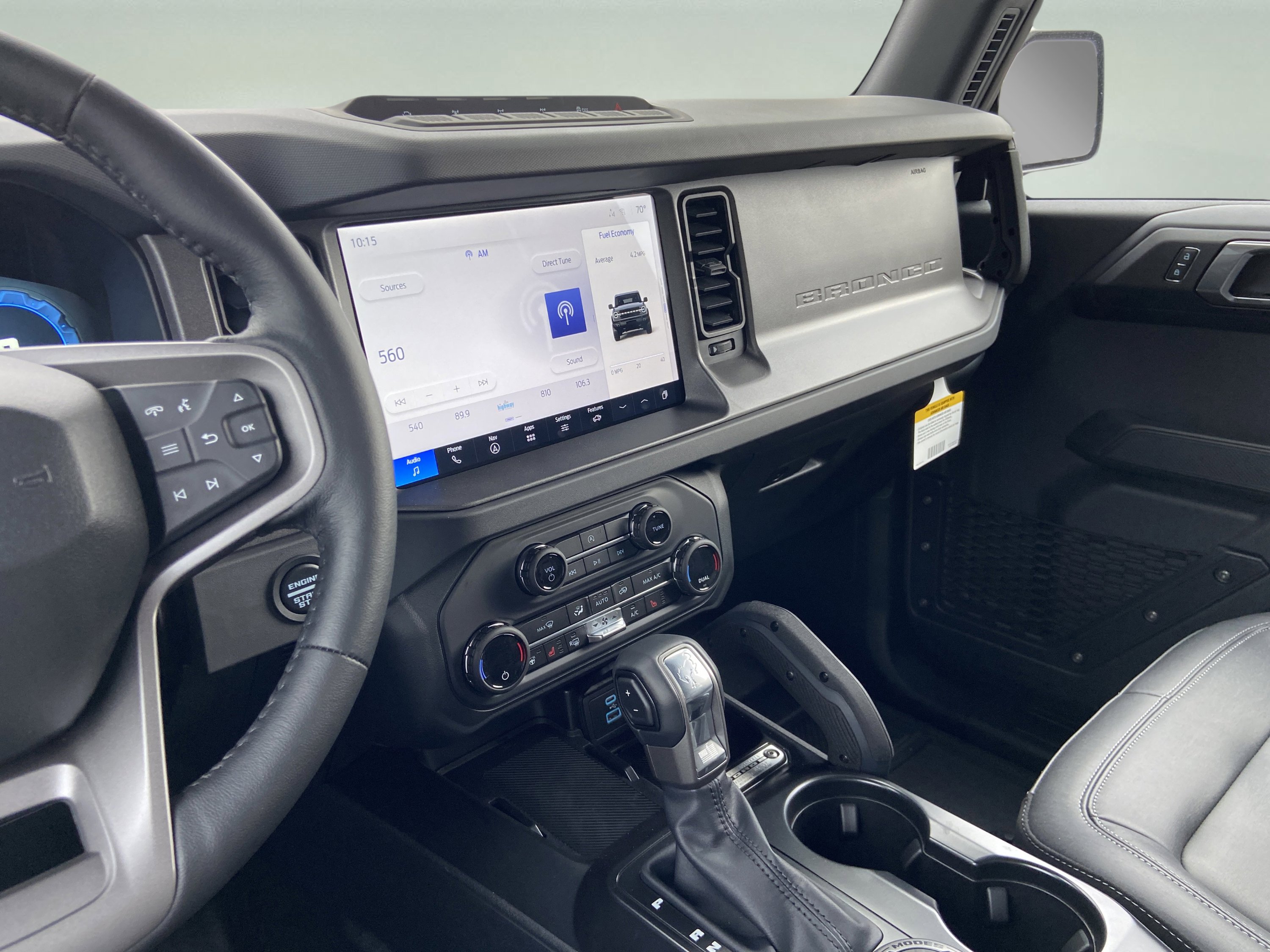 New 2025 Ford Bronco Badlands image 13