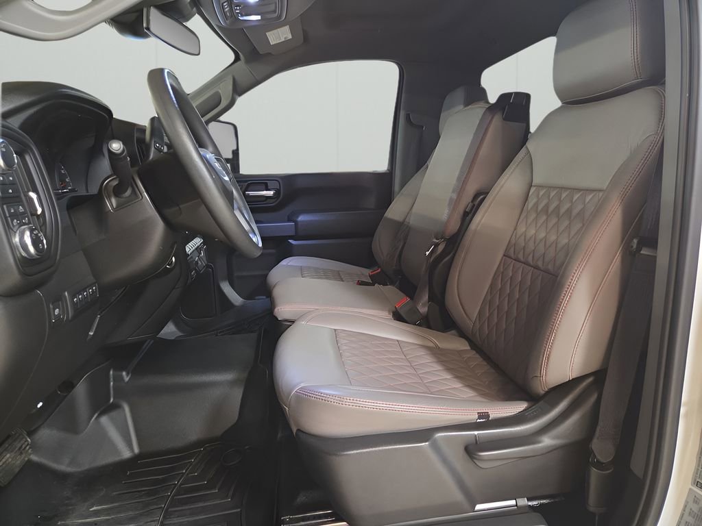 Used 2024 GMC Sierra 2500 Pro w/ Convenience Package image 9