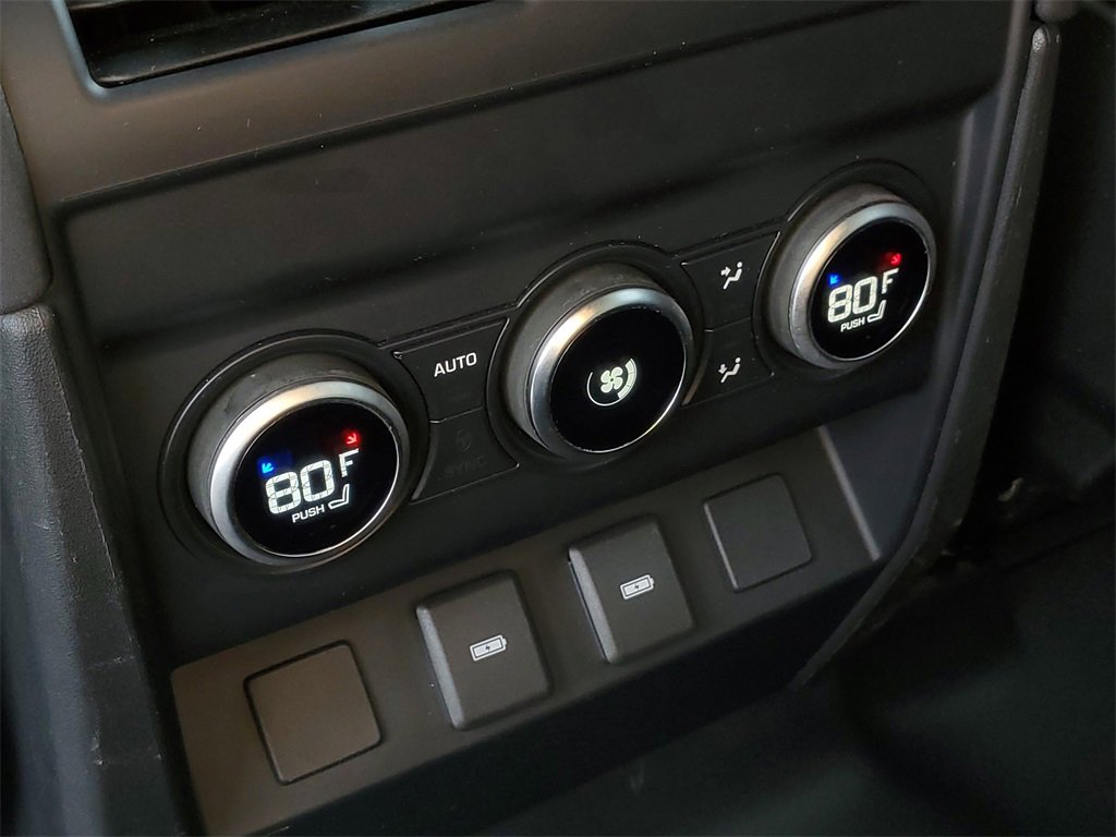 Used 2023 Land Rover Defender 110 S image 32