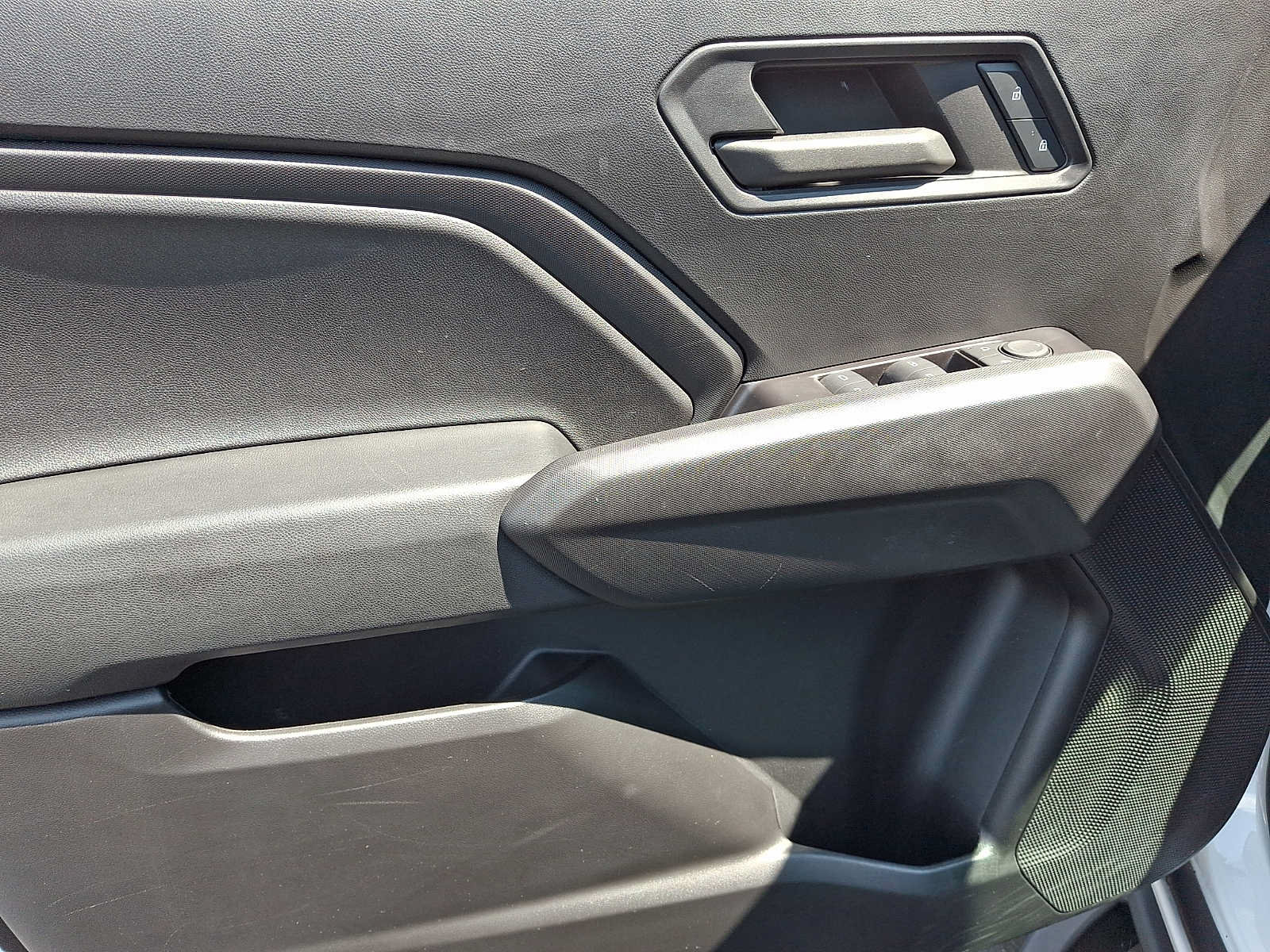Used 2024 Chevrolet Colorado Trail Boss w/ Advanced Trailering Package AWD/4WD image 12