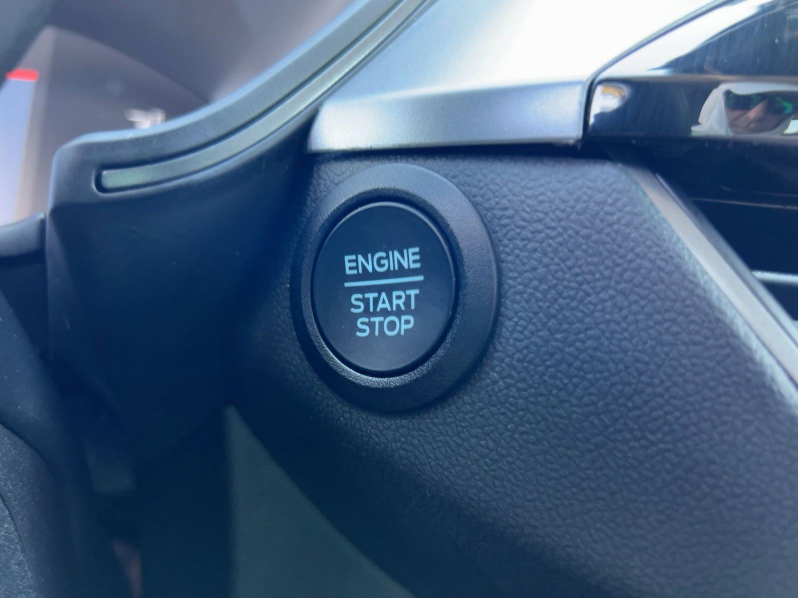 Used 2025 Ford Escape Active image 27