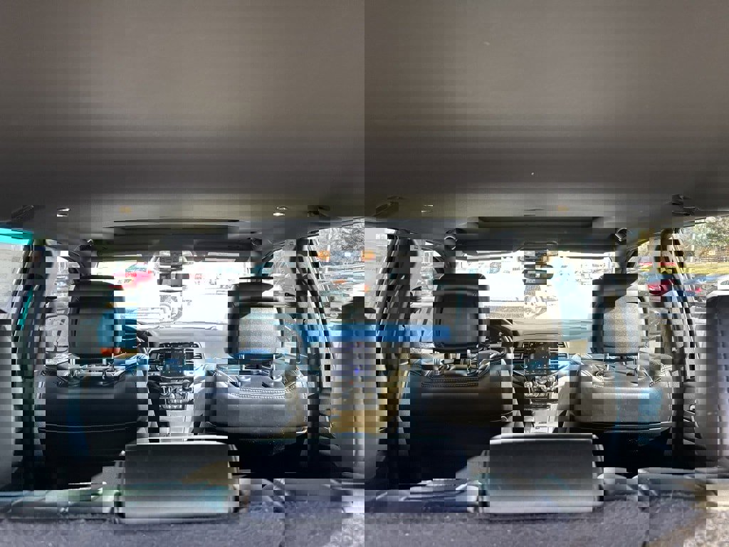 Used 2019 Jeep Grand Cherokee Altitude image 11