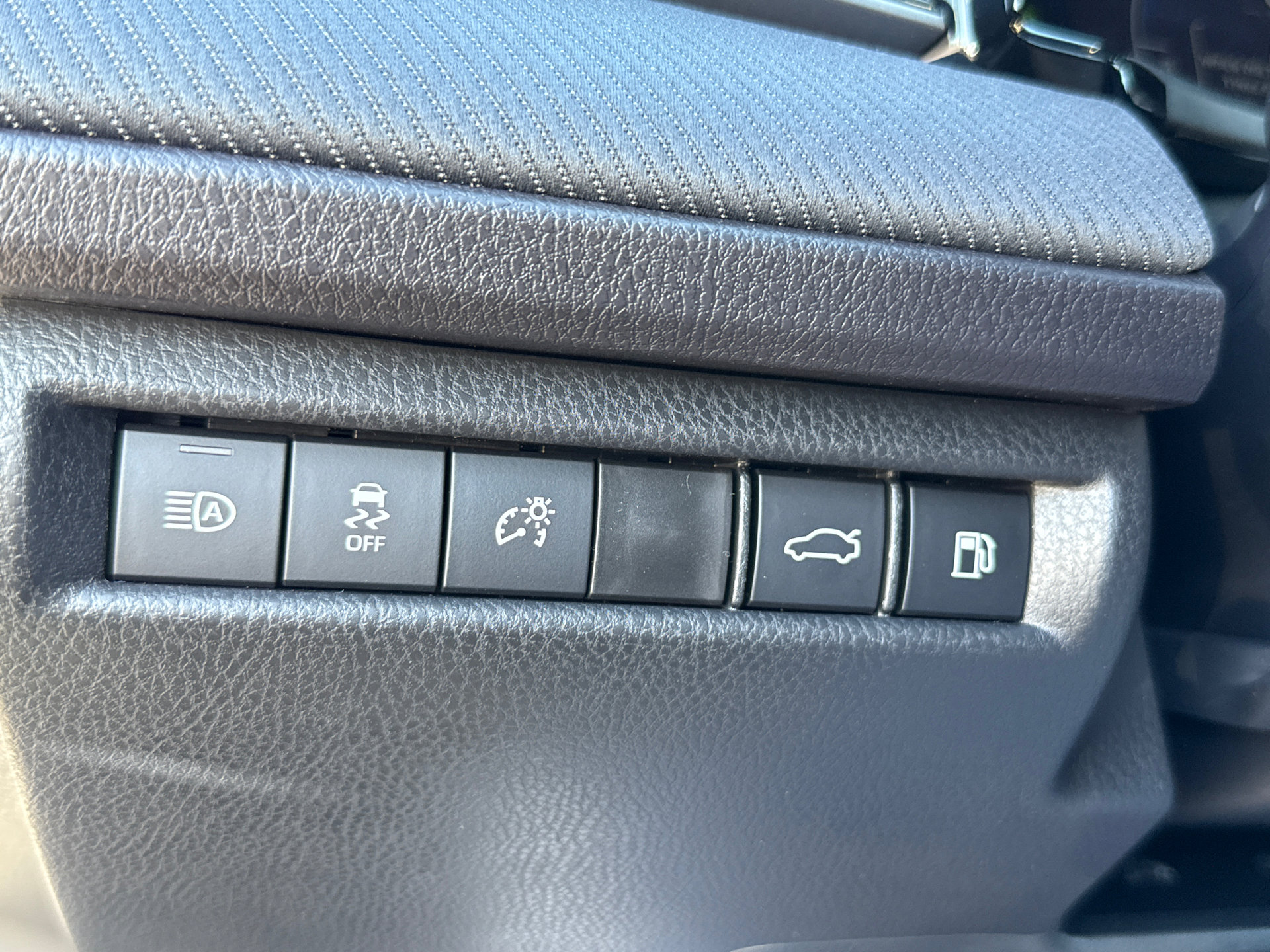 Certified 2026 Toyota Camry SE image 25